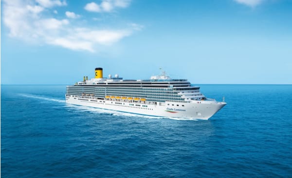 カーニバル・スプレンダーのクルーズ旅行（旅程、客船、ニュース
