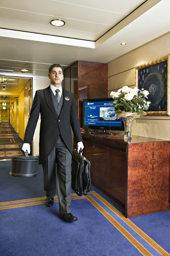 もちろん荷物も部屋に運んでもらえます