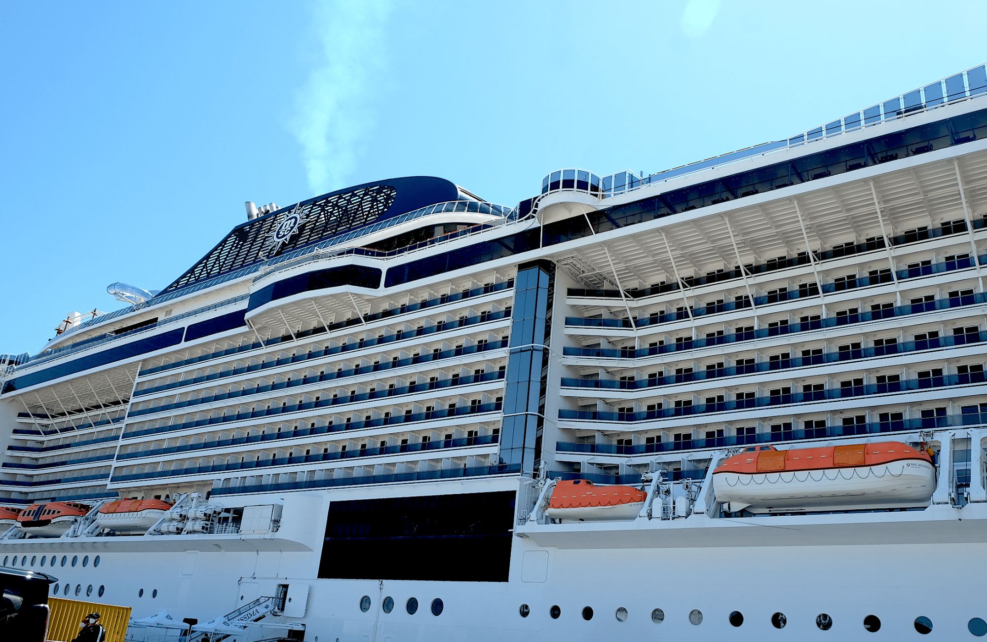 全長315mの迫力、MSCベリッシマ