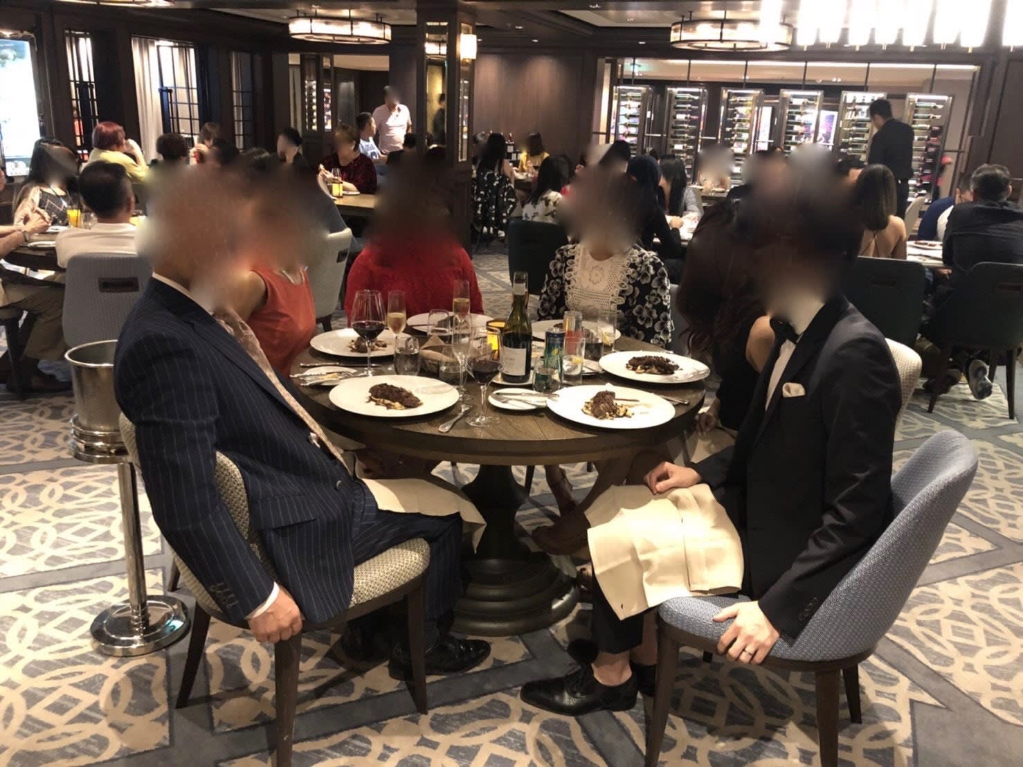 お洒落したのに、残念！って感じですかね。