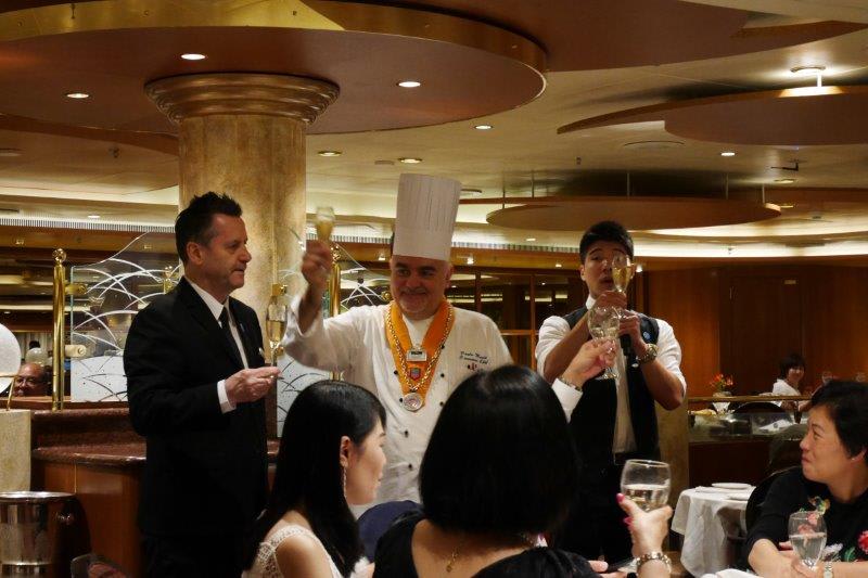 料理長と支配人