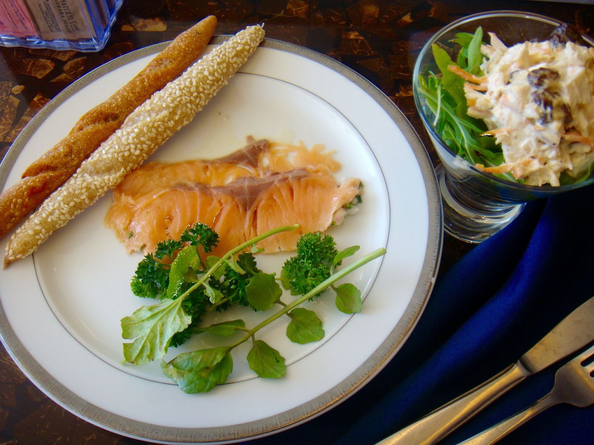 アクアスパカフェでのヘルシーランチ。もちろんデザートも。