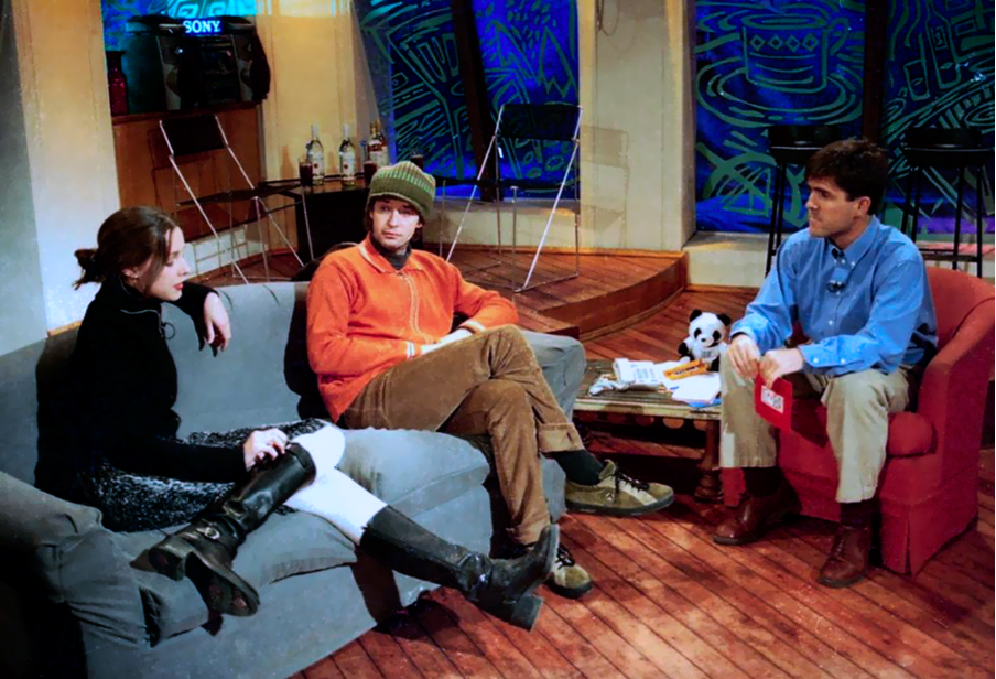 Gustavo Cerati junto a Cecilia Amenábar y Marcelo Comparini para el programa Plaza Italia en 1997.
