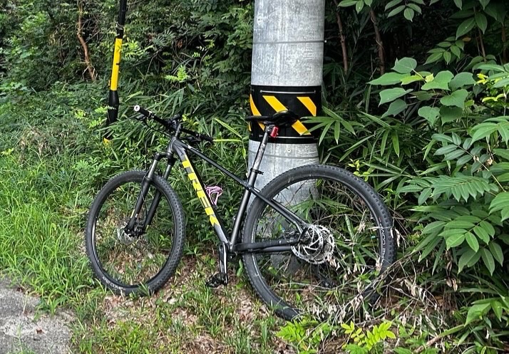 愛知県長久手市 TREK (トレック) marlin6 gen2 2022 の盗難自転車
