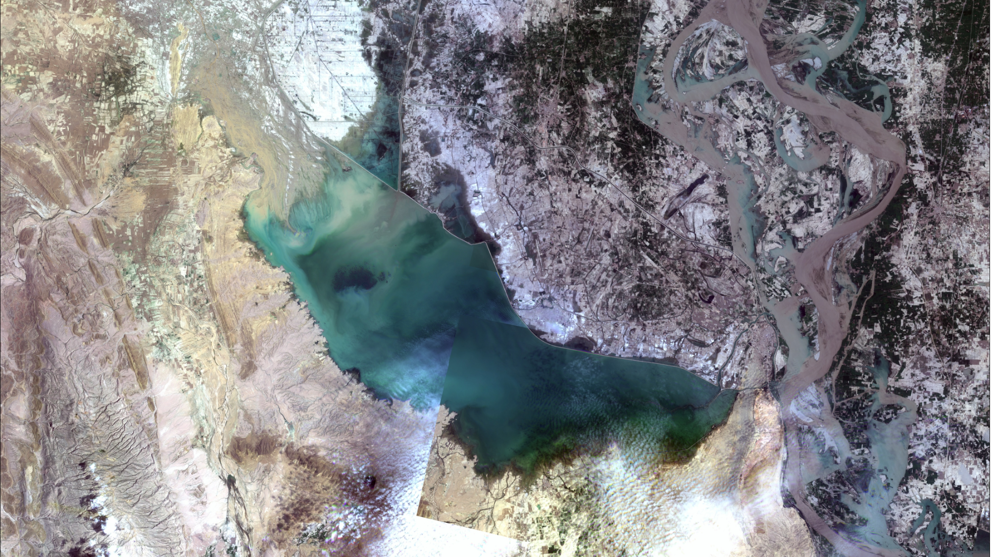 Satellite image of Lake Manchar on 8/7/22