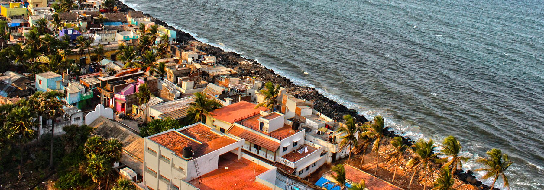 View of Puducherry beach from light house. (Karthik Easvur, licensed under CC BY-SA 3.0) View of Puducherry beach from light house. (Karthik Easvur, licensed under CC BY-SA 3.0)