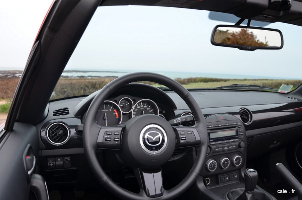 volant mazda mx 5
