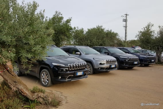 Parking Jeep Cherokee