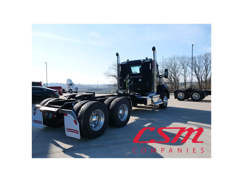 Exterior rear passenger side for this 2025 Kenworth T880 (Stock number: SJ133732)Weeee