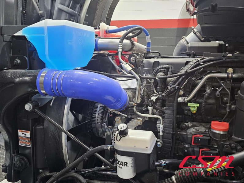 Drivers side engine for this 2025 Kenworth T880 (Stock number: SJ169679)Weeee