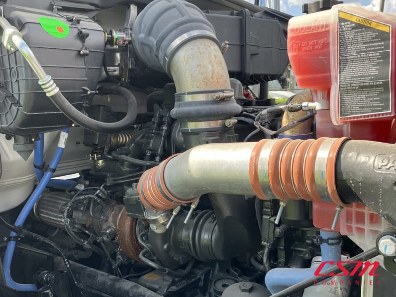 Passenger side engine for this 2025 Kenworth T880 (Stock number: SJ170316)Weeee