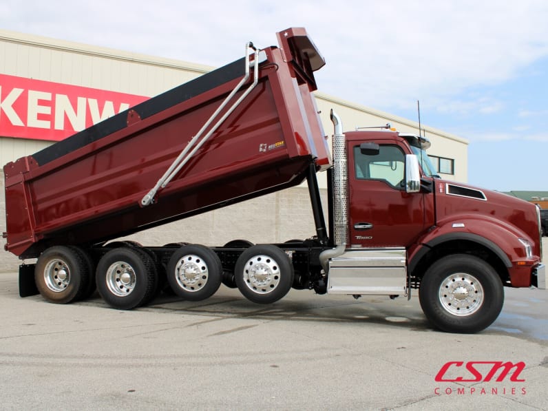 SJ173927-2025-Kenworth-T880-Short-Hood