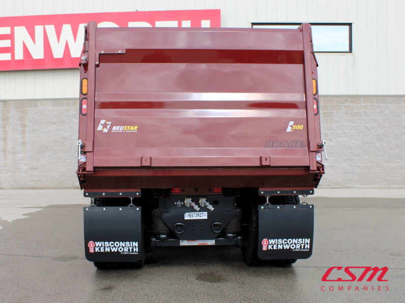 Exterior full rear view for this 2025 Kenworth T880 Short Hood (Stock number: SJ173927)