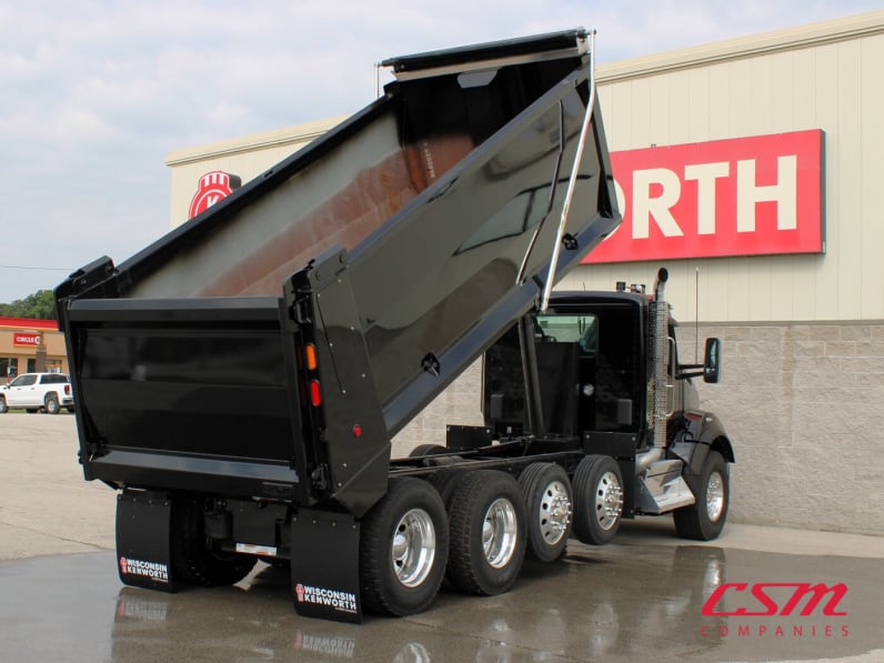 Exterior rear passenger side for this 2025 Kenworth T880 Short Hood (Stock number: SJ173928)