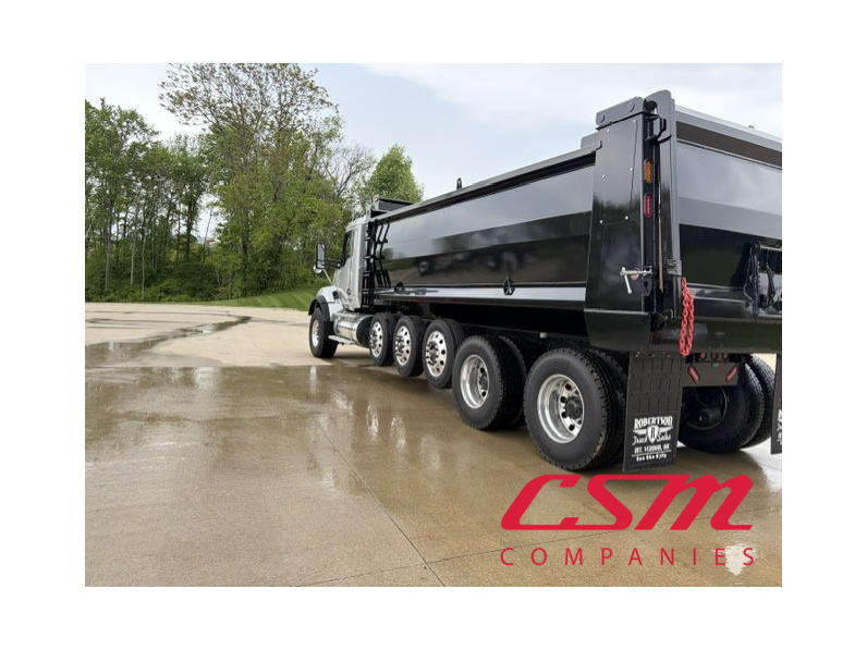 Exterior rear driver side for this 2025 Kenworth T880 (Stock number: SJ183470)Weeee