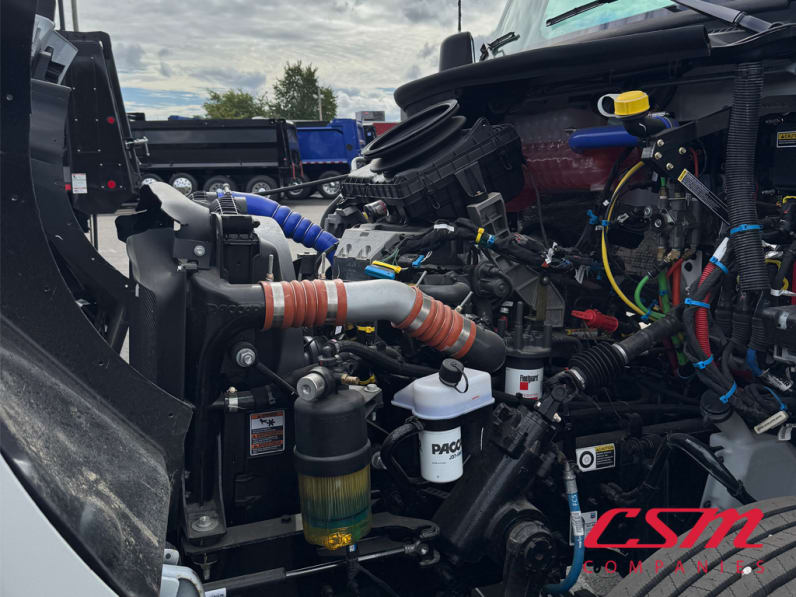 Drivers side engine for this 2025 Kenworth T280 (Stock number: SM138048)Weeee
