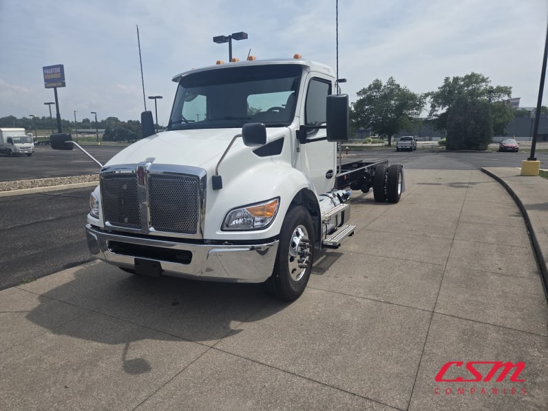 Exterior front drivers side for this 2025 Kenworth T280 (Stock number: SM169878)Weeee