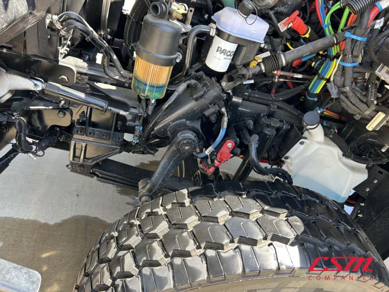 Driver side front tire tread for this 2025 Kenworth T480 (Stock number: SM177612)Weeee