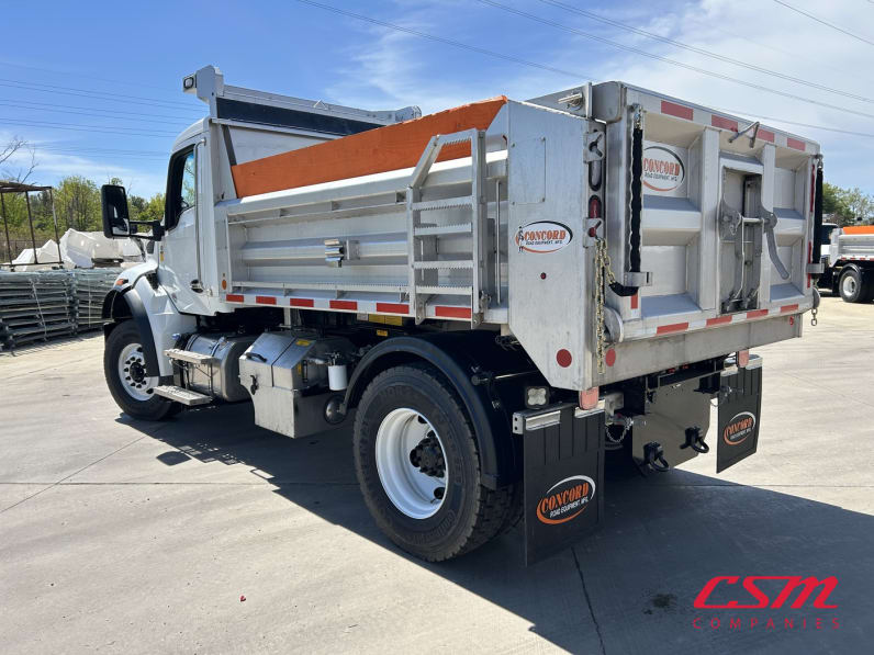 Exterior rear driver side for this 2025 Kenworth T480 (Stock number: SM177621)Weeee