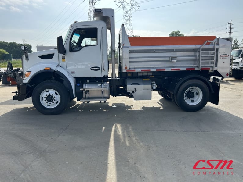 Exterior full driver side for this 2025 Kenworth T480 (Stock number: SM177622)Weeee