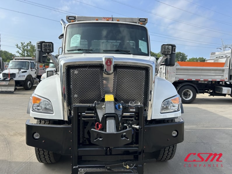 Exterior full front view for this 2025 Kenworth T480 (Stock number: SM177622)Weeee