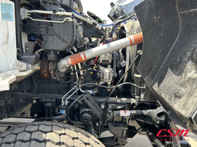Passenger side engine for this 2025 Kenworth T480 (Stock number: SM177623)Weeee