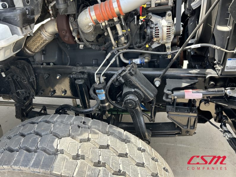Passenger side front tire tread for this 2025 Kenworth T480 (Stock number: SM177626)Weeee