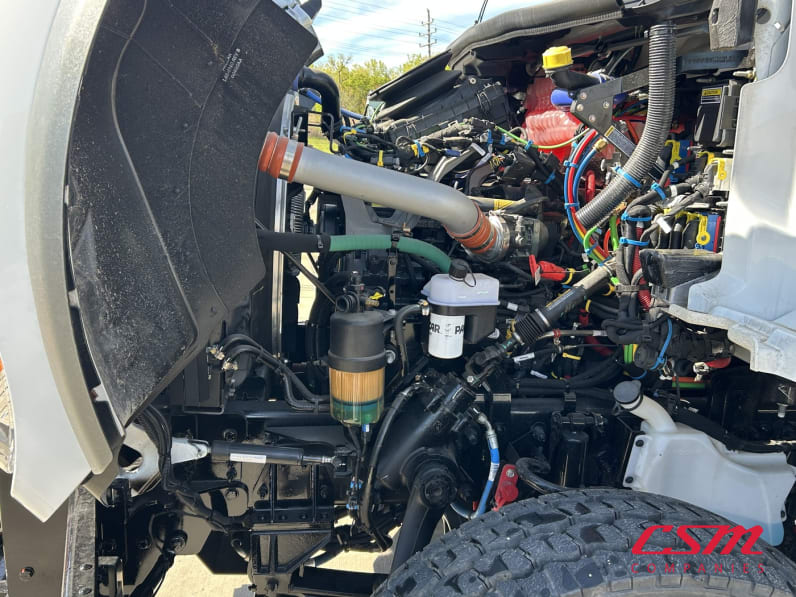 Drivers side engine for this 2025 Kenworth T480 (Stock number: SM177630)Weeee