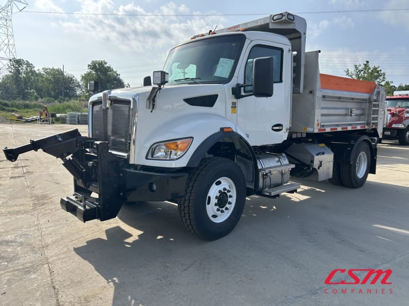 Exterior front drivers side for this 2025 Kenworth T480 (Stock number: SM177631)Weeee