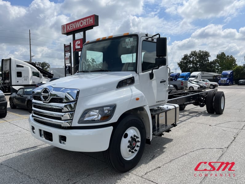 Exterior front drivers side for this 2026 Hino L6 (Stock number: T5T52636)