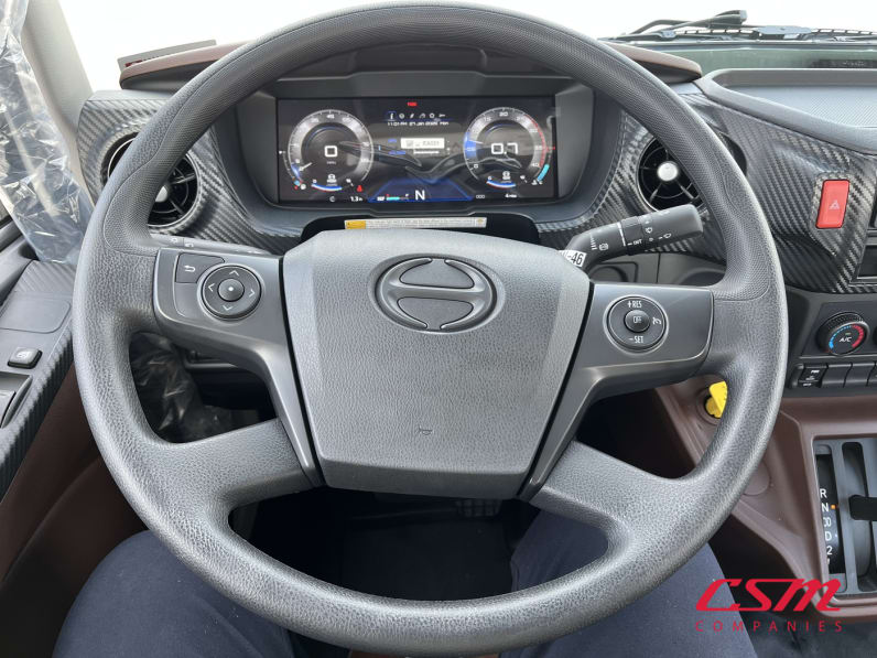 Interior steering wheel for this 2026 Hino L6 (Stock number: T5T52636)