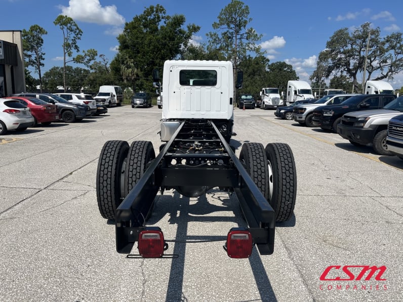 Exterior full rear view for this 2026 Hino L6 (Stock number: T5T52971)