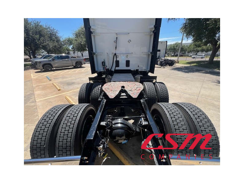 Center rear frame for this 2026 Kenworth T680 (Stock number: TF219171)