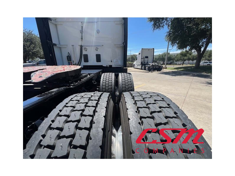 Passenger side rear frame and tire tread for this 2026 Kenworth T680 (Stock number: TF219171)