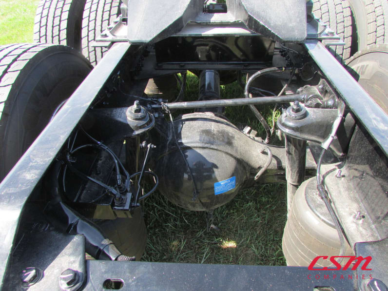 Center rear frame for this 2026 Kenworth T880 (Stock number: TF219863)