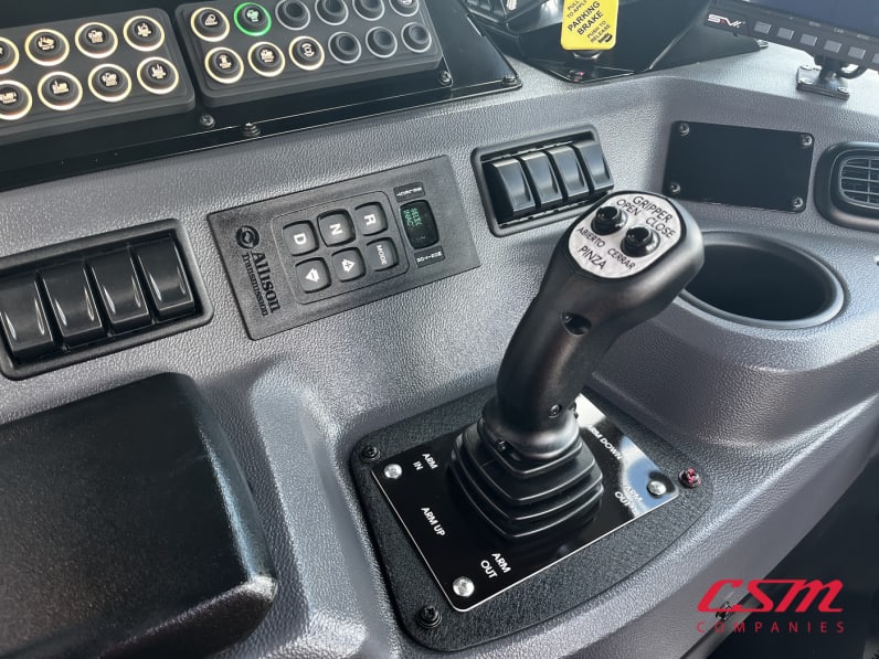 Interior passenger side sleeper for this 2026 Kenworth L770 (Stock number: TF806978)Weeee