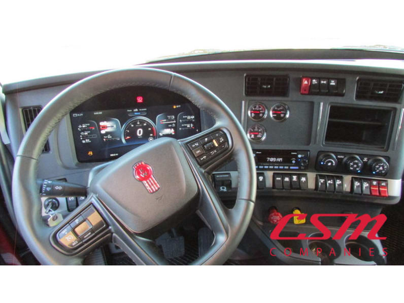 Interior dash for this 2026 Kenworth T880 (Stock number: TJ195424)