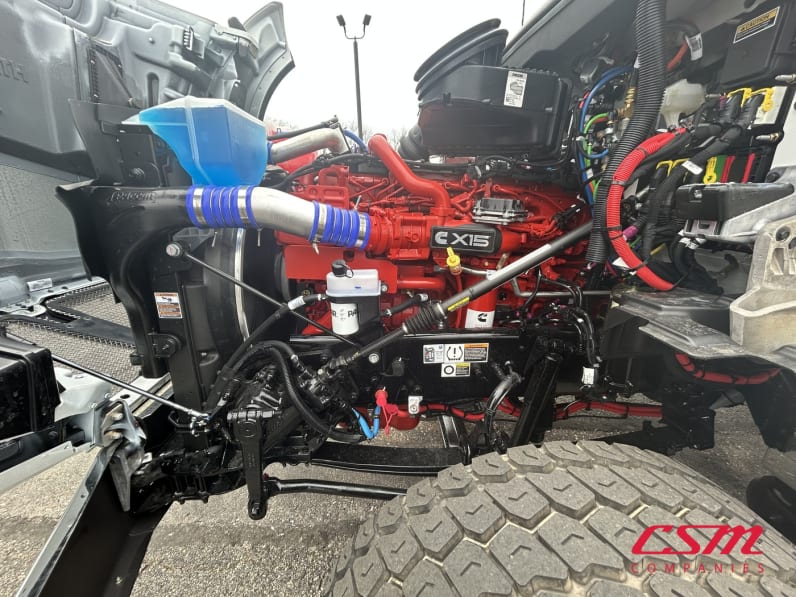 Drivers side engine for this 2026 Kenworth T880 (Stock number: TJ208422)