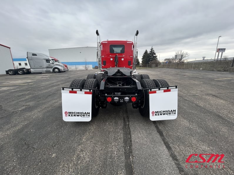 Exterior full rear view for this 2026 Kenworth T880 (Stock number: TJ208423)