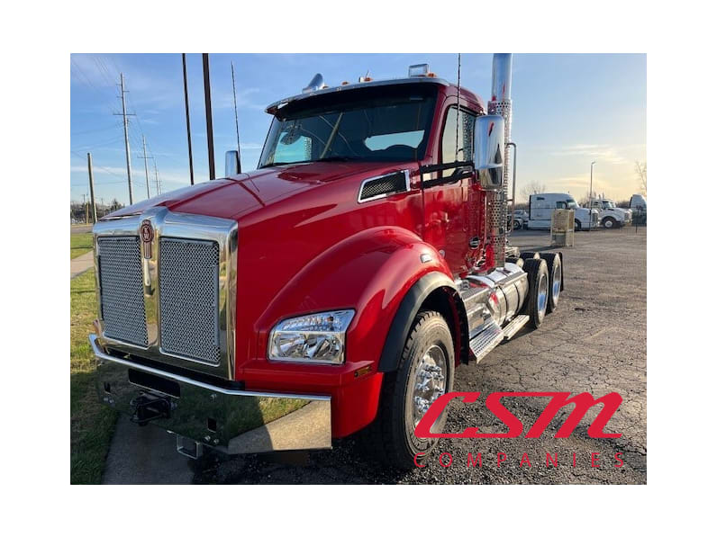 Exterior front drivers side for this 2026 Kenworth T880 (Stock number: TJ210604)