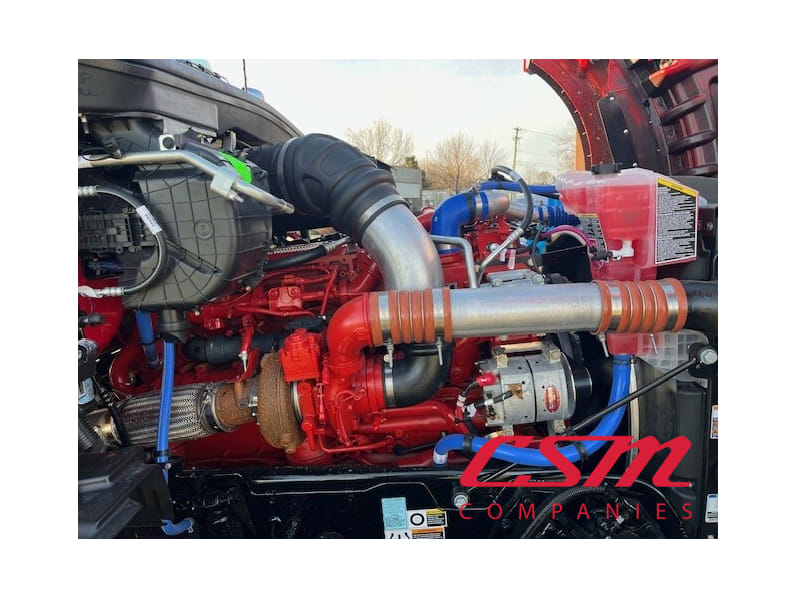 Passenger side engine for this 2026 Kenworth T880 (Stock number: TJ210604)