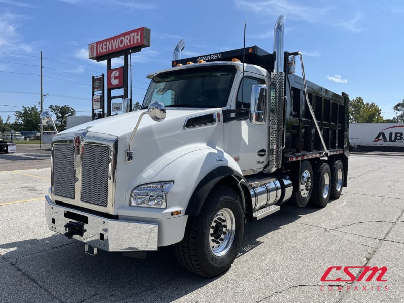 Exterior front drivers side for this 2026 Kenworth T880 (Stock number: TJ211549)