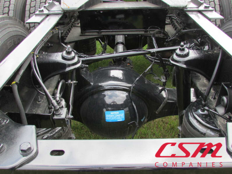 Center rear frame for this 2026 Kenworth T880 (Stock number: TJ215978)