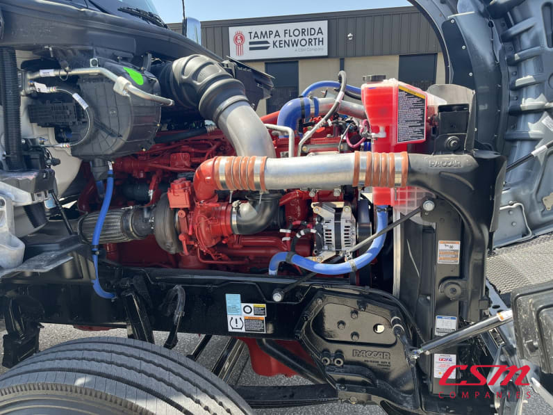 Passenger side engine for this 2026 Kenworth T880 (Stock number: TJ216168)