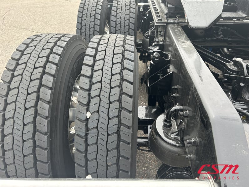 Driver side rear frame and tire tread for this 2026 Kenworth T880 Short Hood (Stock number: TJ216227)