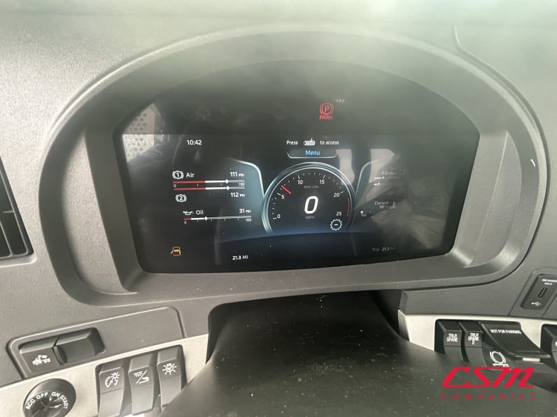 Mileage for this 2026 Kenworth T880 Short Hood (Stock number: TJ216227)