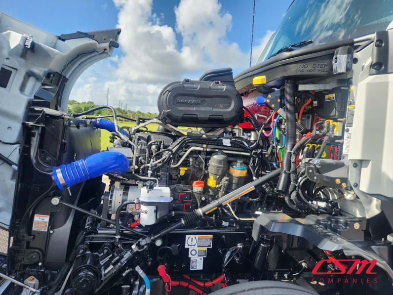 Drivers side engine for this 2026 Kenworth T680 (Stock number: TJ219908)