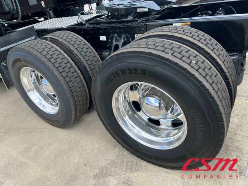 Driver side rear frame and tire tread for this 2026 Kenworth T680 (Stock number: TJ224830)