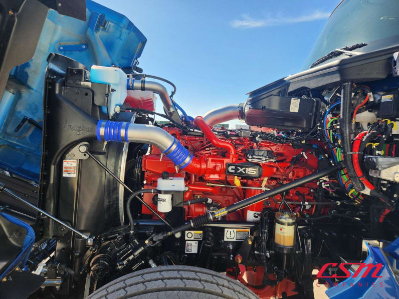 Drivers side engine for this 2026 Kenworth W990 (Stock number: TJ224963)