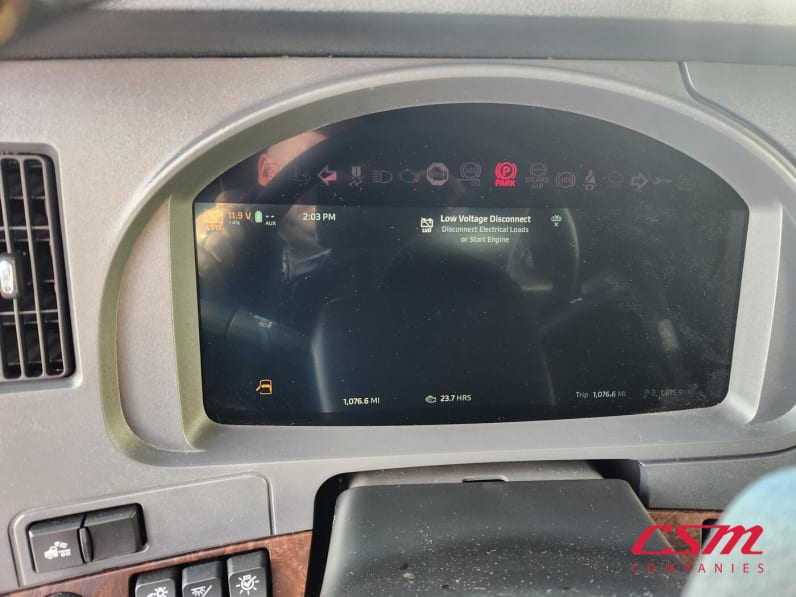 Mileage for this 2026 Kenworth T680 (Stock number: TJ226458)